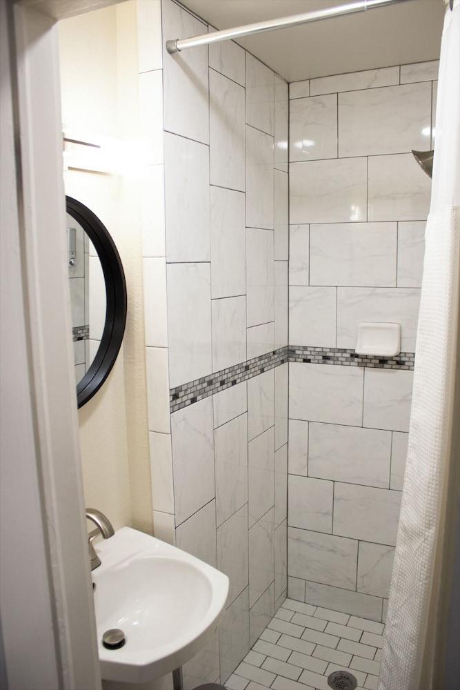 Leland House Suites of Durango photo 51
