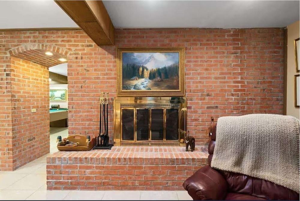 Oak Hill House photo 24