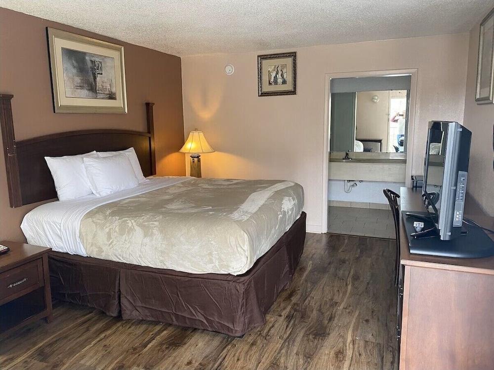 Economy Hotel Montgomery photo 4