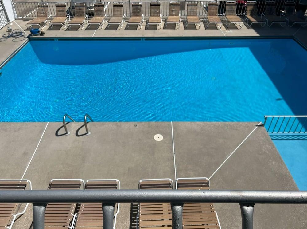Panoramic Motel & Apartments photo 7