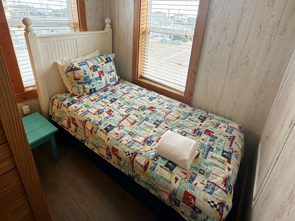 SandSpur Ocean Cottages photo 58