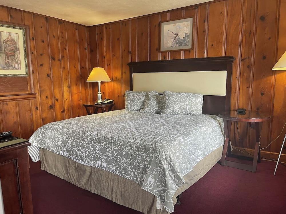 RIDGEWAY INN photo 5