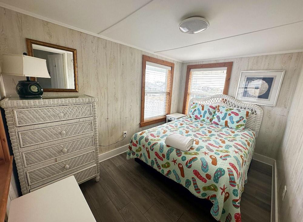 SandSpur Ocean Cottages photo 61