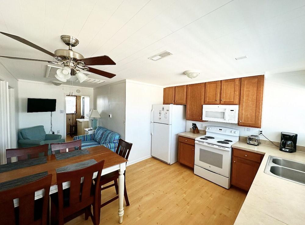 SandSpur Ocean Cottages photo 81