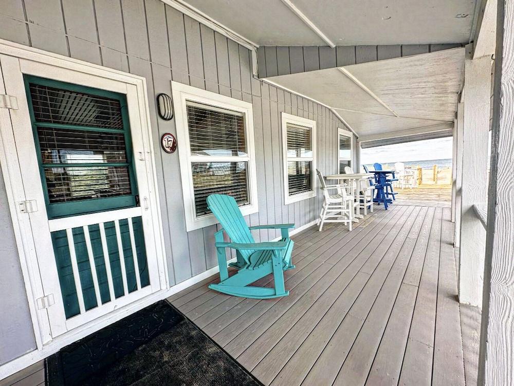 SandSpur Ocean Cottages photo 95