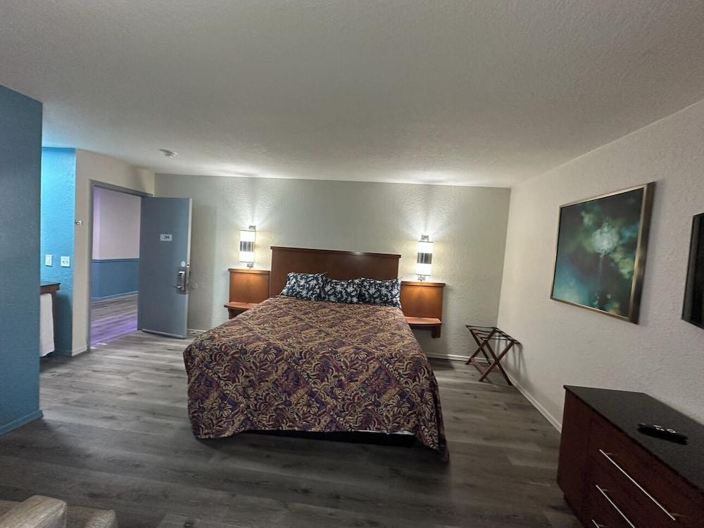Medical Inn Motel photo 26