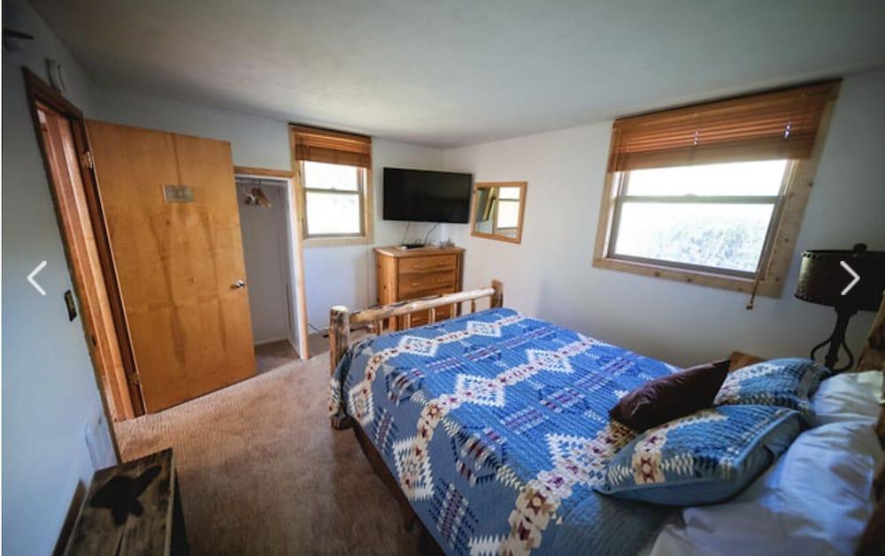 Boulder Lake Lodge photo 11