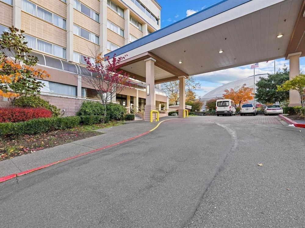 Best Western Plus Downtown Tacoma photo 9
