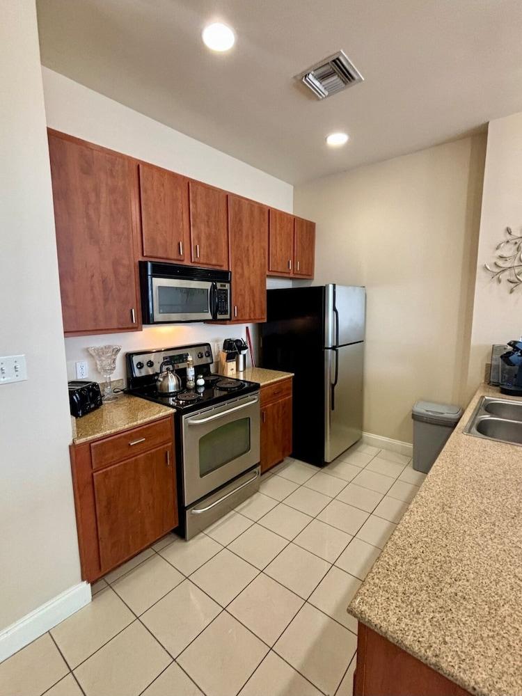 Legacy BnB Suites photo 5