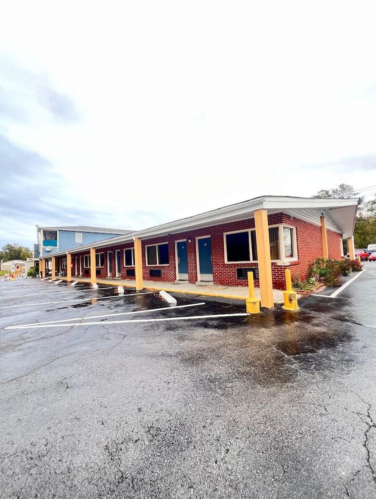 BUDGET INN photo 22