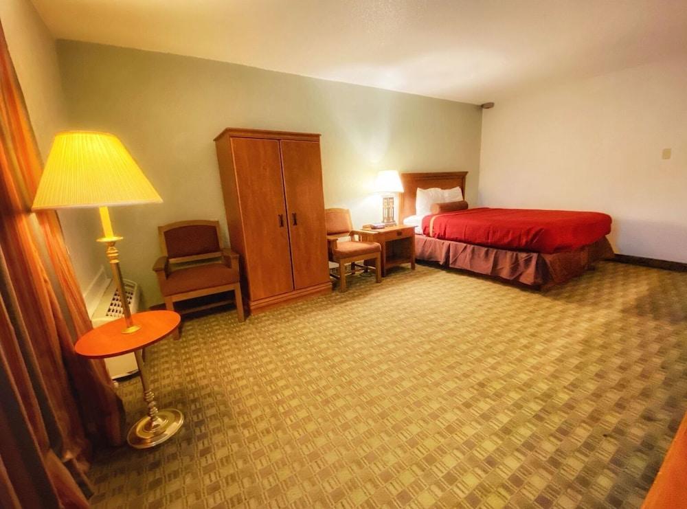 Galesburg Extended Stay photo 10