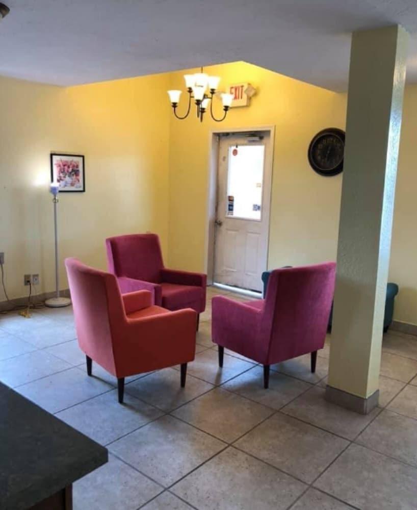 Columbus Motel photo 16