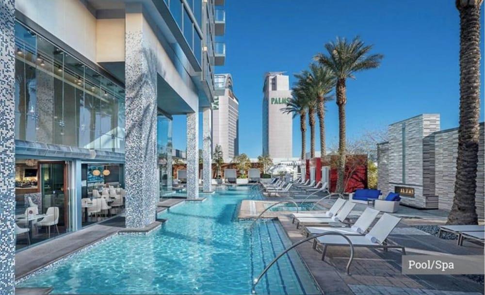 Ava's Suite 37th FLR PALMS PLACE photo 22