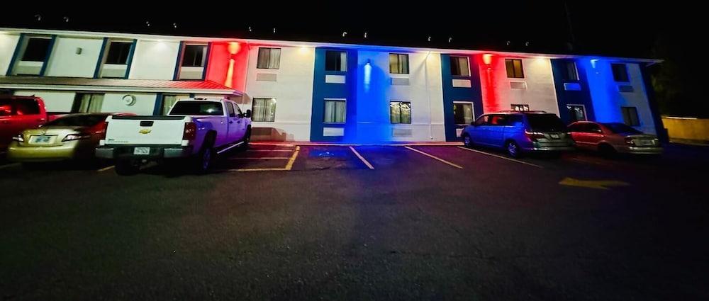 express inn photo 6