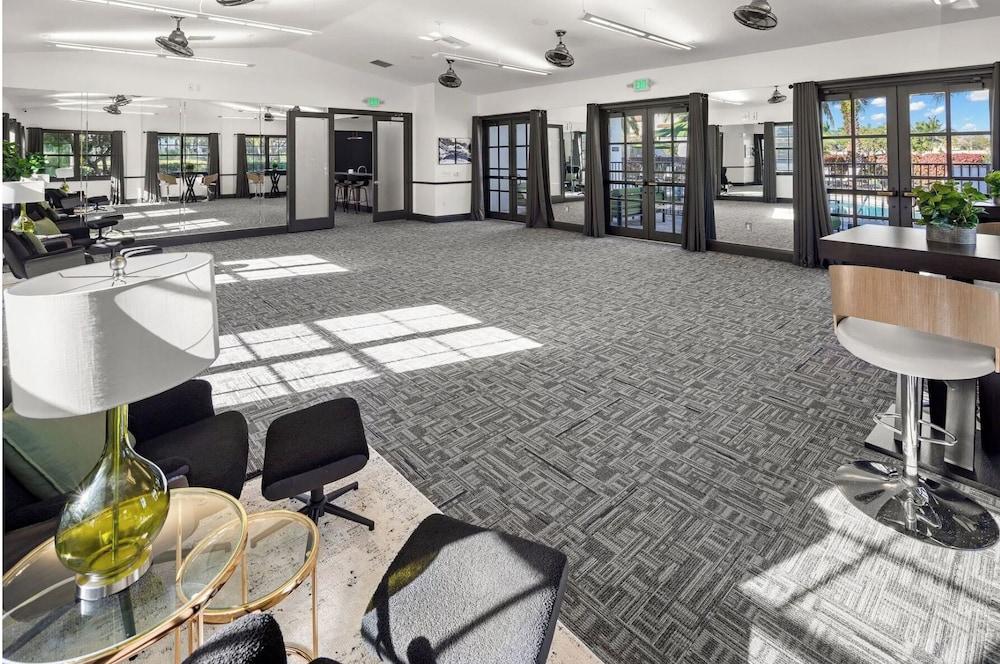 Miramar Apartments By Landing photo 34