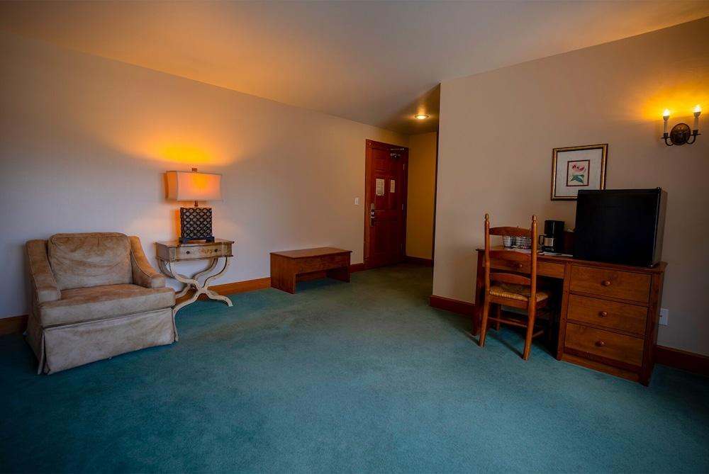 Nuks Executive Suites photo 43