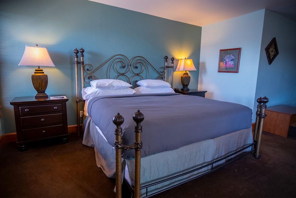 Nuks Executive Suites photo 59