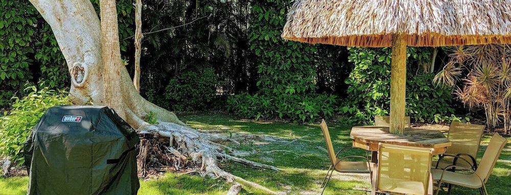 Driftwood Inn photo 10