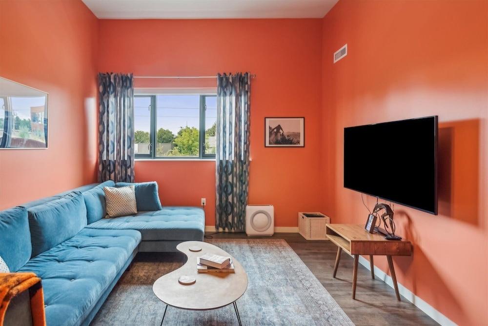 Violet Suites PDX photo 65