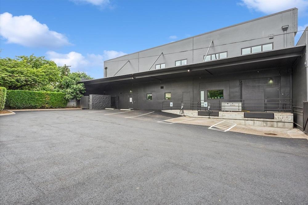 Violet Suites PDX photo 9