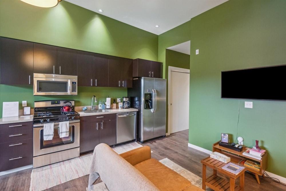 Violet Suites PDX photo 33