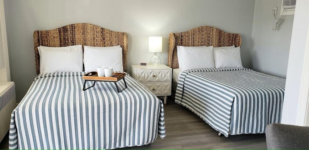 Coastal Inn photo 23