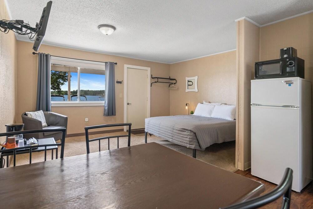 Fife Lake Lodge photo 25