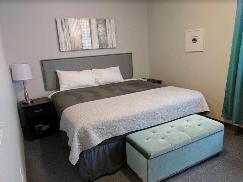 The Acorn Suites photo 11