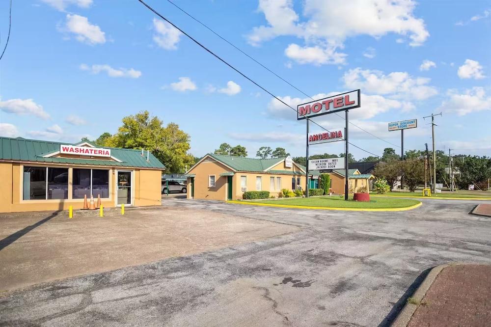 Angelina Motel photo 3