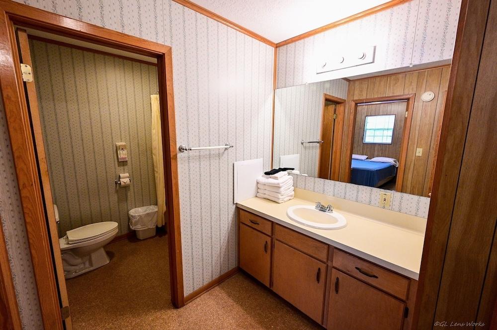 Rayburn Resorts photo 29