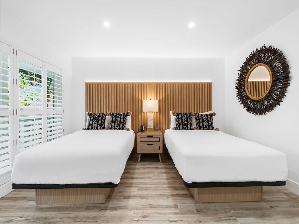 Beachcomber Resort & Club photo 70