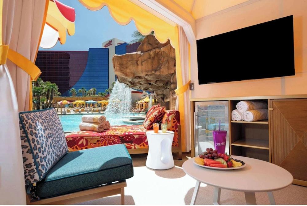 Masquerade Tower at Rio Hotel & Casino photo 44