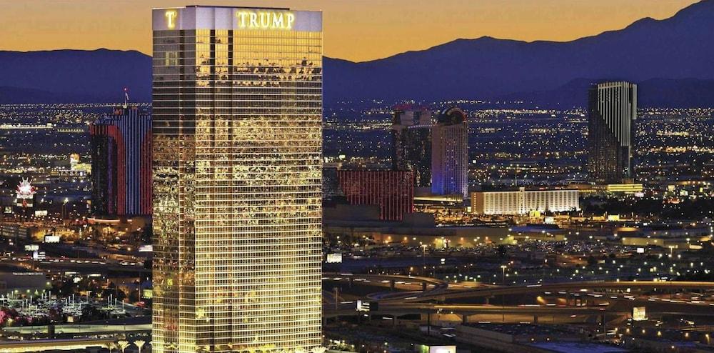 Trump Condo Hotel in Vegas photo 20