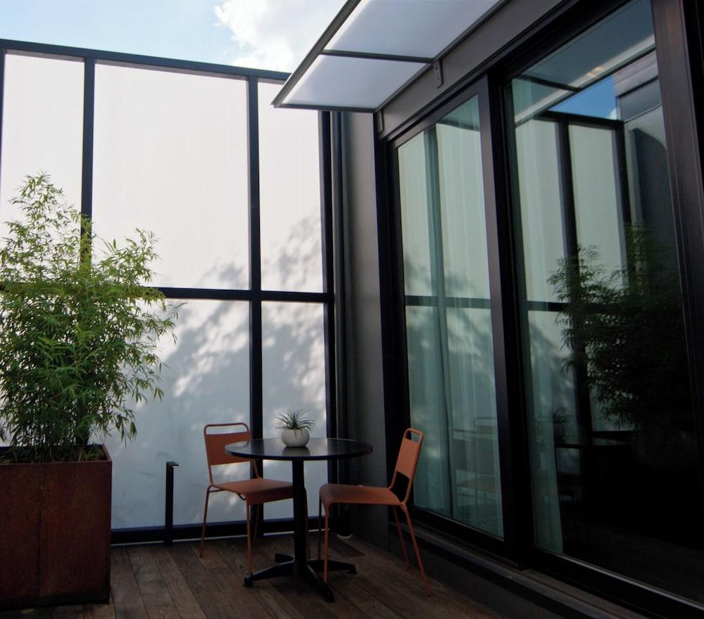 Frame Hotel - SoCo photo 2