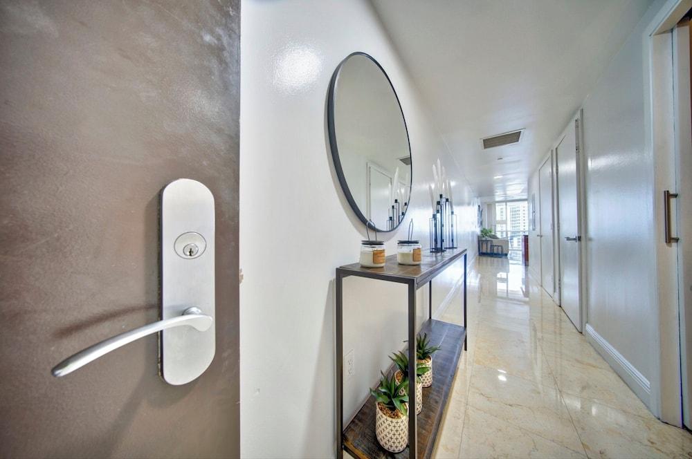 South City Suites photo 18