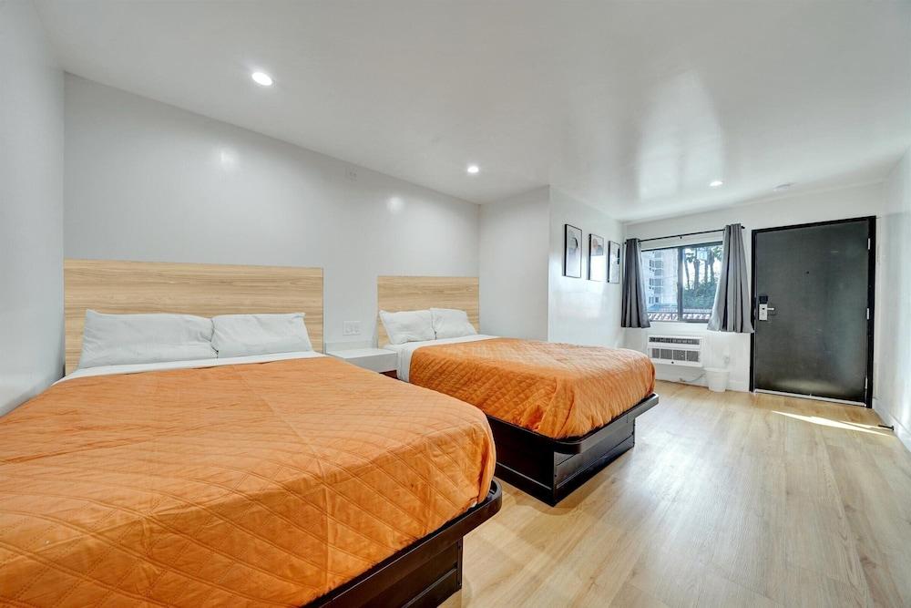 Casablanca Inn photo 5