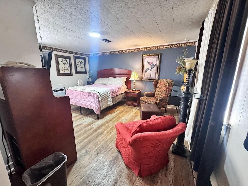 Chesterfield Hotel by OYO Hwy 9 photo 25