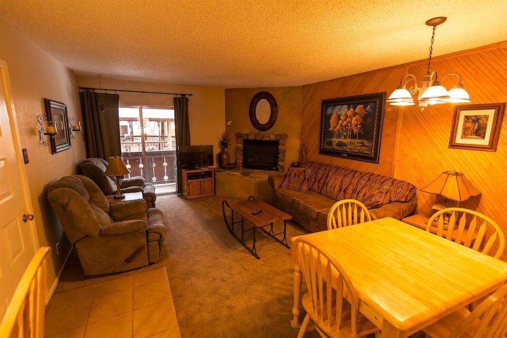 Auslander Condominiums photo 81