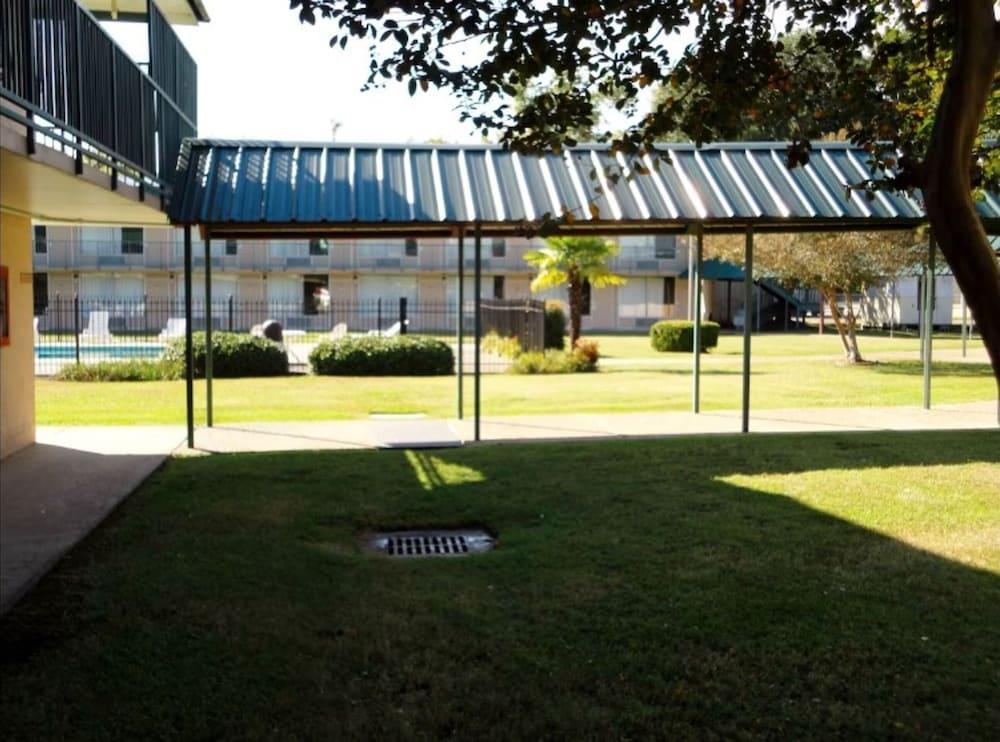OYO Hotel Audubon Baton Rouge Port Allen I-10 — hotel in Port Allen