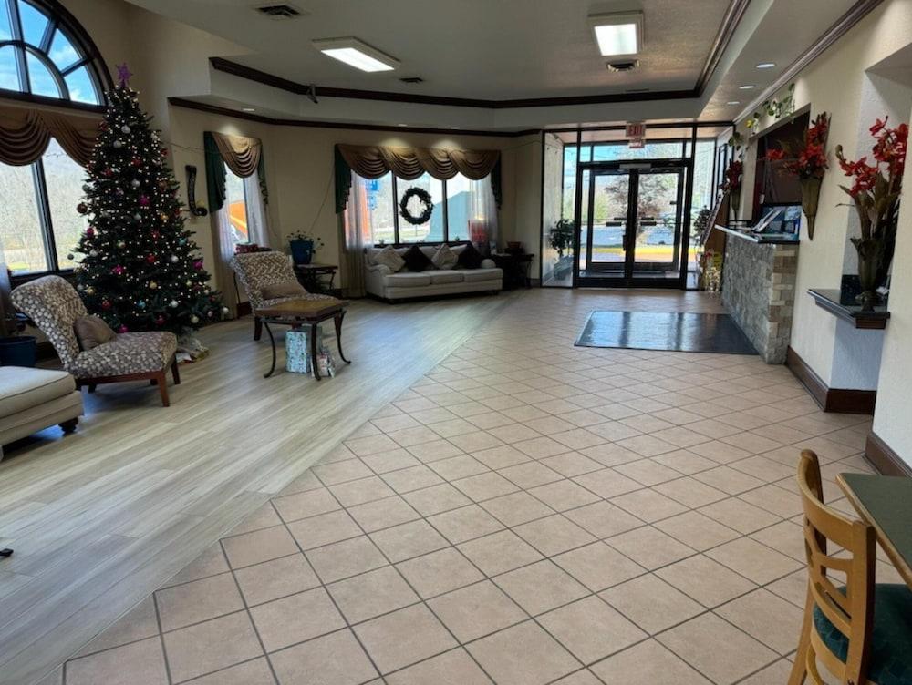 Quality Inn Harriman photo 5