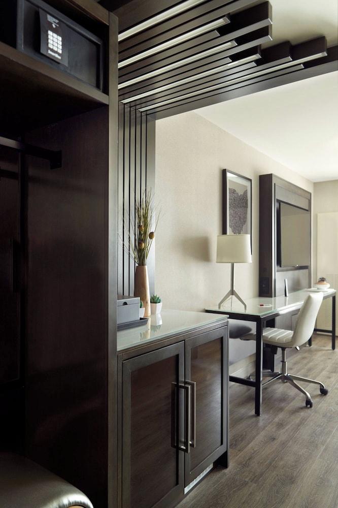 Marriott Columbus OSU photo 15