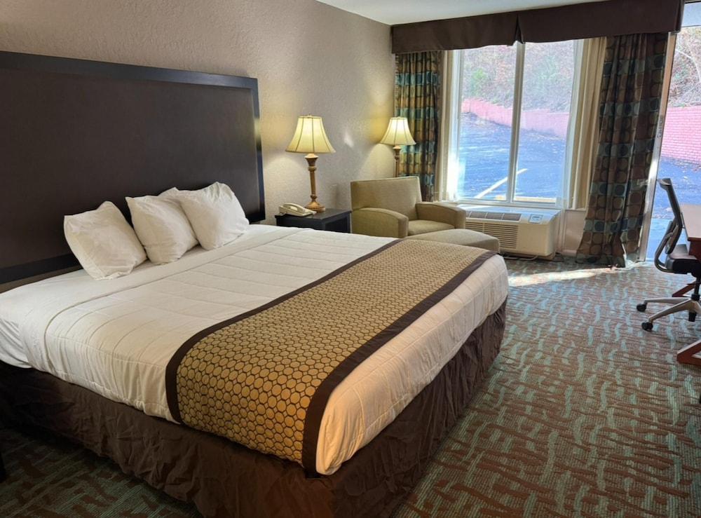 Quality Inn Harriman photo 13
