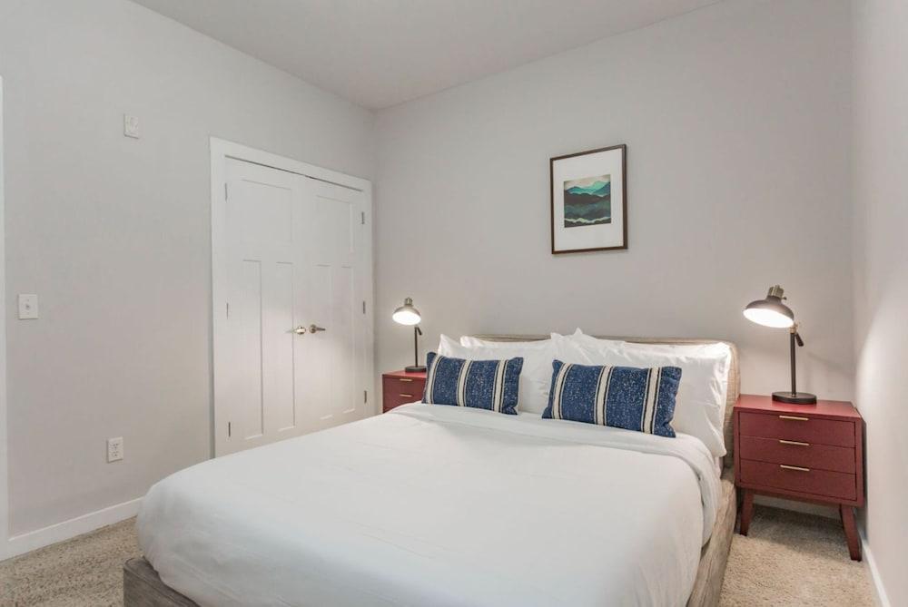 CozySuites Music Row photo 17