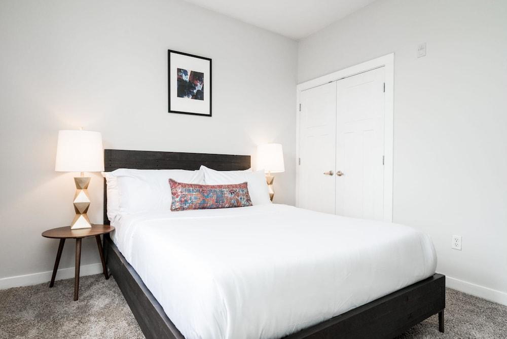 CozySuites Music Row photo 15