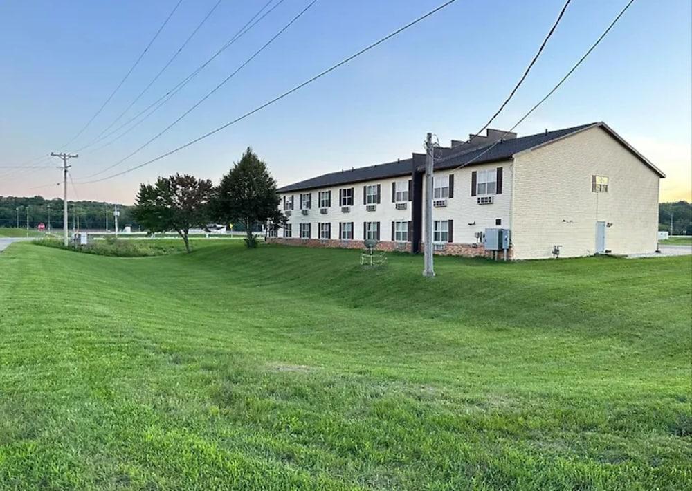 Columbus Motel photo 13