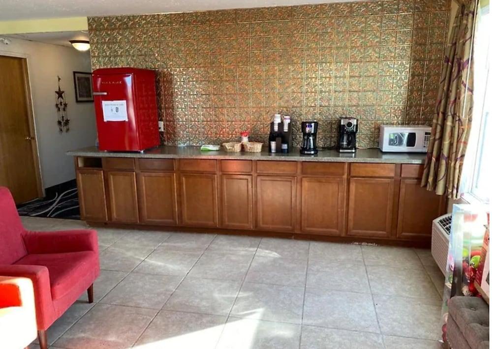 Columbus Motel photo 15
