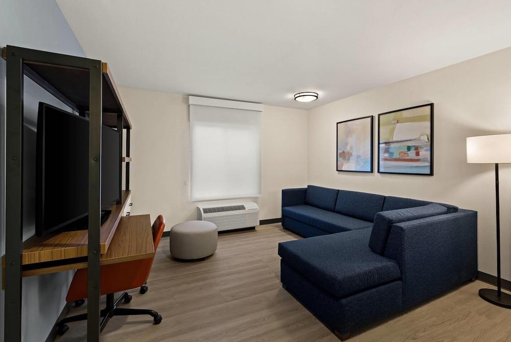Hyatt Studios Kalispell photo 18