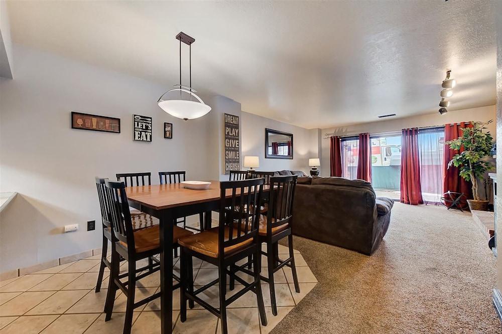 Shadow Ridge by All Seasons Resort Lodging photo 35