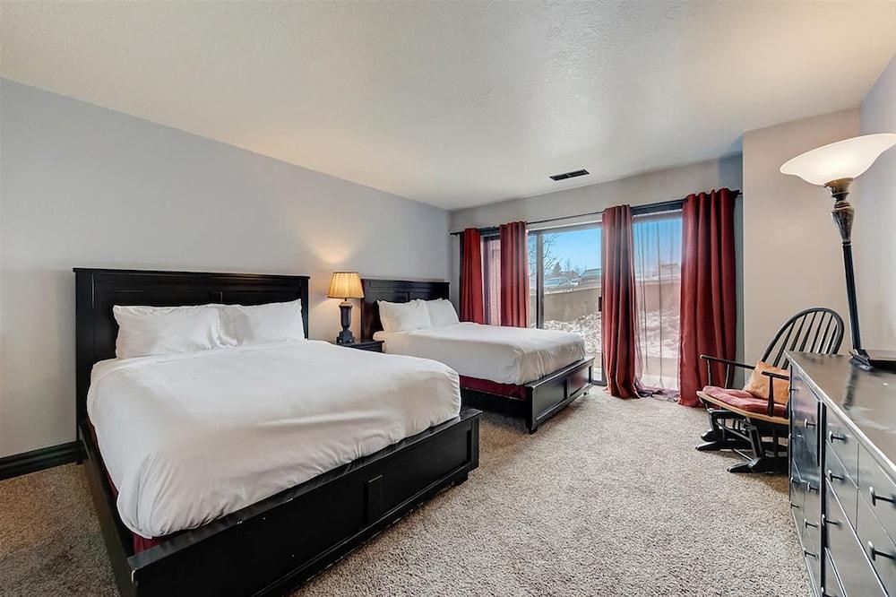 Shadow Ridge by All Seasons Resort Lodging photo 33