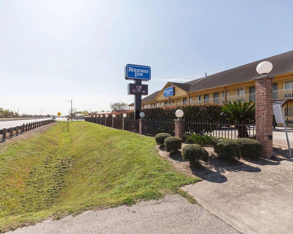 Rodeway Inn South Houston photo 26